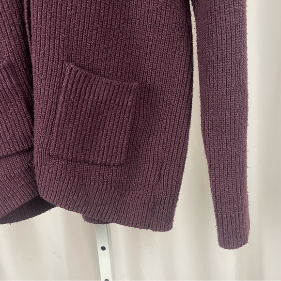 GAP Women's Purple Cardigan Sweater - Picture 3 of 7